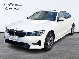 Fotos de BMW Serie 3 318d color Blanco. Año 2021. 110KW(150CV). Diésel. En concesionario Celtamotor Vigo  de Pontevedra