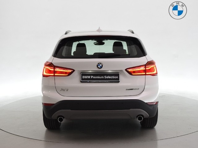 BMW X1 sDrive18d color Blanco. Año 2018. 110KW(150CV). Diésel. En concesionario BYmyCAR Madrid - Alcalá de Madrid