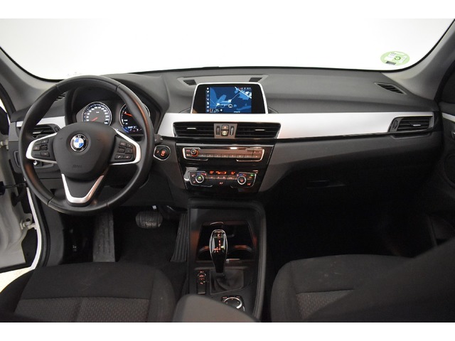 BMW X1 sDrive18d color Blanco. Año 2018. 110KW(150CV). Diésel. En concesionario BYmyCAR Madrid - Alcalá de Madrid