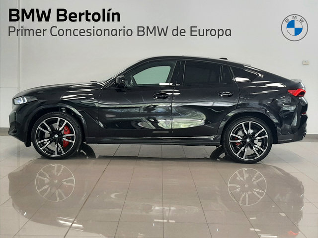 BMW X6 xDrive40d color Negro. Año 2024. 259KW(352CV). Diésel. En concesionario Automoviles Bertolin, S.L. de Valencia