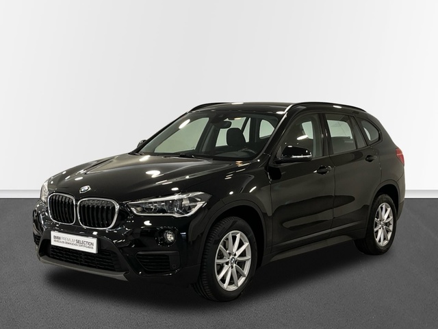 BMW X1 sDrive18d color Negro. Año 2018. 110KW(150CV). Diésel. En concesionario Engasa S.A. de Valencia