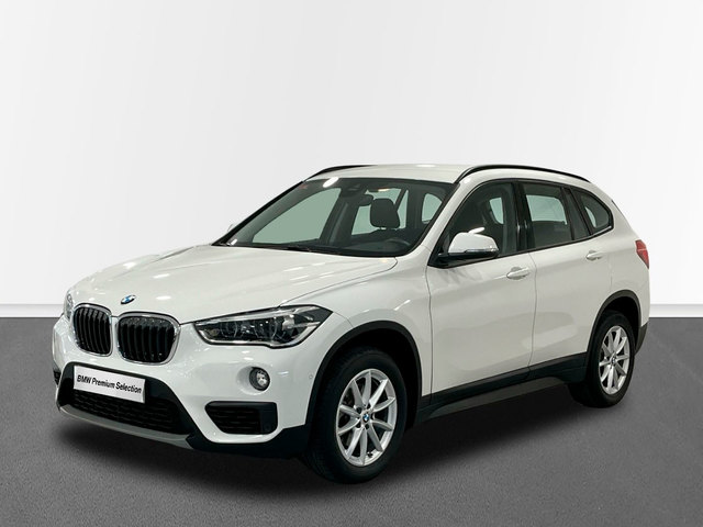 BMW X1 sDrive18d color Blanco. Año 2018. 110KW(150CV). Diésel. En concesionario Engasa S.A. de Valencia