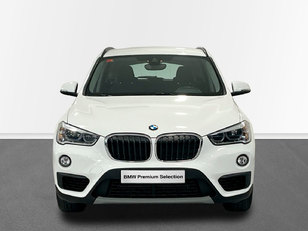 Fotos de BMW X1 sDrive18d color Blanco. Año 2018. 110KW(150CV). Diésel. En concesionario Engasa S.A. de Valencia