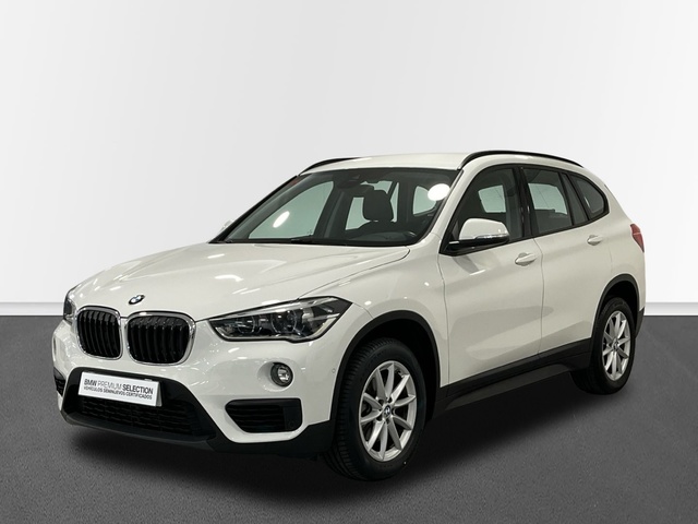 BMW X1 sDrive18d color Blanco. Año 2018. 110KW(150CV). Diésel. En concesionario Engasa S.A. de Valencia