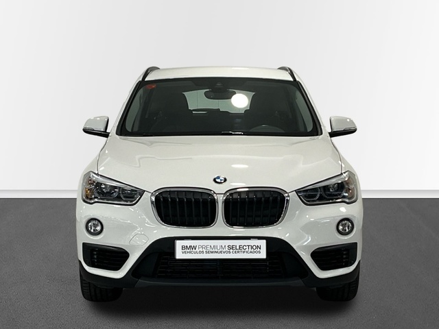 BMW X1 sDrive18d color Blanco. Año 2018. 110KW(150CV). Diésel. En concesionario Engasa S.A. de Valencia