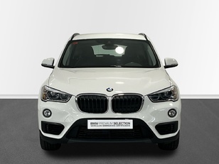 Fotos de BMW X1 sDrive18d color Blanco. Año 2018. 110KW(150CV). Diésel. En concesionario Engasa S.A. de Valencia