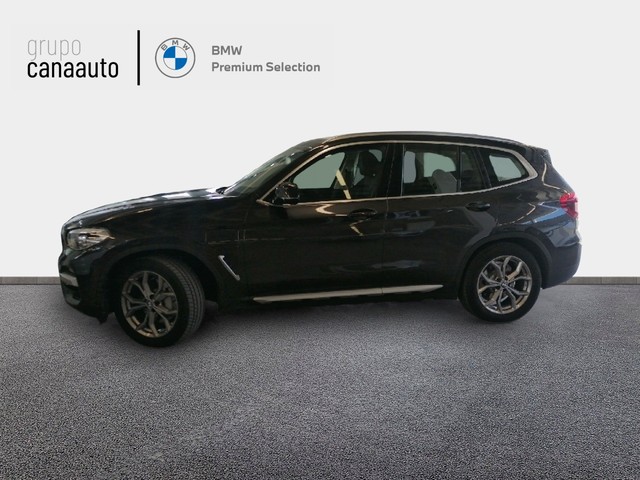 BMW X3 xDrive30e color Gris. Año 2020. 215KW(292CV). Híbrido Electro/Gasolina. En concesionario CANAAUTO - TACO de Sta. C. Tenerife