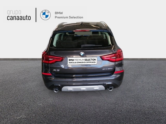 BMW X3 xDrive30e color Gris. Año 2020. 215KW(292CV). Híbrido Electro/Gasolina. En concesionario CANAAUTO - TACO de Sta. C. Tenerife