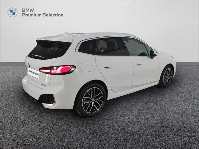 BMW Serie 2 218d Active Tourer color Blanco. Año 2022. 110KW(150CV). Diésel. En concesionario San Pablo Motor | Su Eminencia de Sevilla