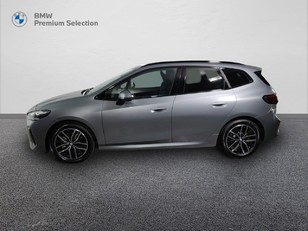 Fotos de BMW Serie 2 218d Active Tourer color Gris. Año 2022. 110KW(150CV). Diésel. En concesionario San Pablo Motor | Su Eminencia de Sevilla