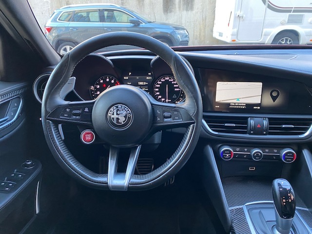 Alfa Romeo Giulia 2.9T V6 Quadrifoglio AT 375 kW (510 CV)