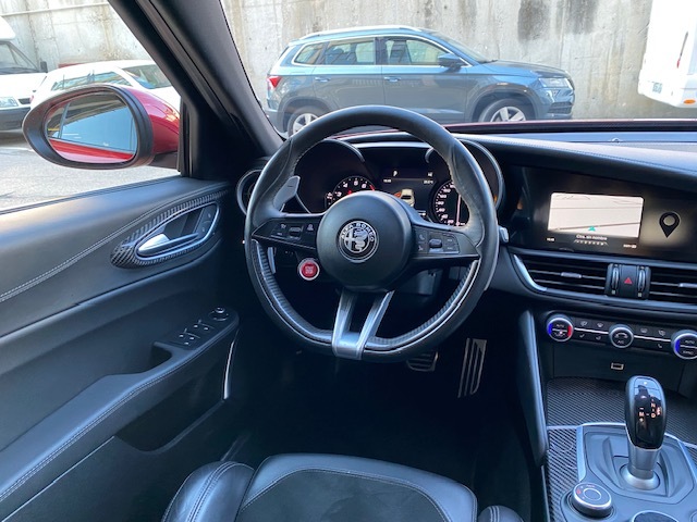 Alfa Romeo Giulia 2.9T V6 Quadrifoglio AT 375 kW (510 CV)