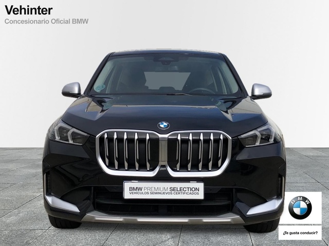 BMW X1 sDrive18d color Negro. Año 2023. 110KW(150CV). Diésel. En concesionario Vehinter Getafe de Madrid