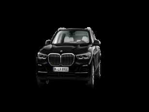 Fotos de BMW X5 xDrive45e color Negro. Año 2021. 290KW(394CV). Híbrido Electro/Gasolina. En concesionario Momentum S.A. de Madrid
