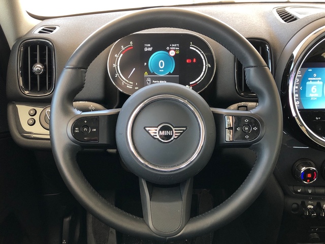 fotoG 13 del MINI MINI Countryman Cooper D 110 kW (150 CV) 150cv Diésel del 2023 en Madrid