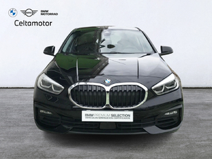 Fotos de BMW Serie 1 118i color Negro. Año 2020. 103KW(140CV). Gasolina. En concesionario Celtamotor Vigo  de Pontevedra