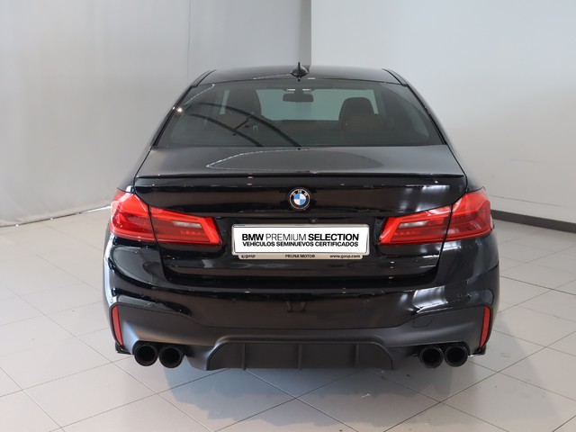 BMW Serie 5 540d color Negro. Año 2018. 235KW(320CV). Diésel. En concesionario Pruna Motor de Barcelona