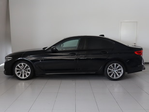 Fotos de BMW Serie 5 540d color Negro. Año 2018. 235KW(320CV). Diésel. En concesionario Pruna Motor de Barcelona