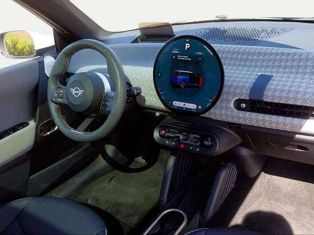 fotoG 7 del MINI MINI 3 Puertas Cooper SE 160 kW (218 CV) 218cv Eléctrico del 2024 en Córdoba
