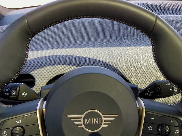 fotoG 12 del MINI MINI 3 Puertas Cooper SE 160 kW (218 CV) 218cv Eléctrico del 2024 en Córdoba
