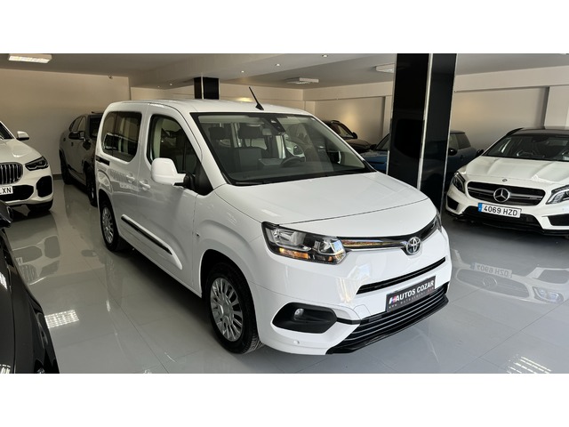 Toyota Proace City Verso 1.5D Family Active L1 96 kW (131 CV)