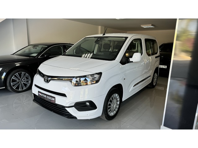 Toyota Proace City Verso 1.5D Family Active L1 96 kW (131 CV)