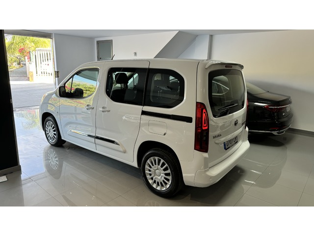 Toyota Proace City Verso 1.5D Family Active L1 96 kW (131 CV)