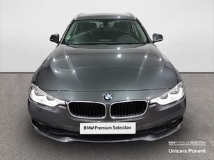 Fotos de BMW Serie 3 318d Touring color Gris. Año 2018. 110KW(150CV). Diésel. En concesionario Unicars Ponent de Lleida