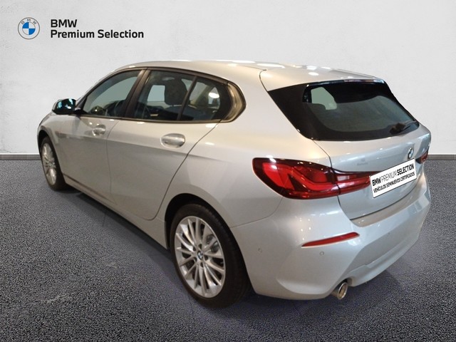 BMW Serie 1 118i color Gris Plata. Año 2020. 103KW(140CV). Gasolina. En concesionario Marmotor de Las Palmas