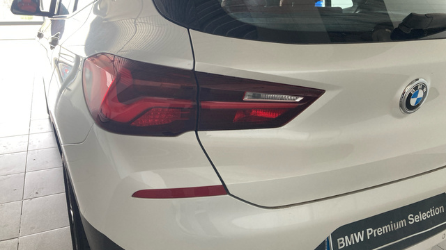 BMW X2 sDrive18d color Blanco. Año 2022. 110KW(150CV). Diésel. En concesionario BYmyCAR Madrid - Alcalá de Madrid