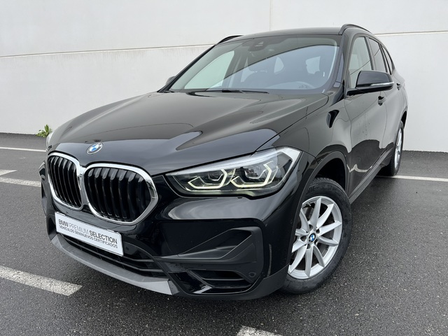 BMW X1 sDrive18i color Negro. Año 2020. 103KW(140CV). Gasolina. En concesionario Novomóvil Oleiros de Coruña