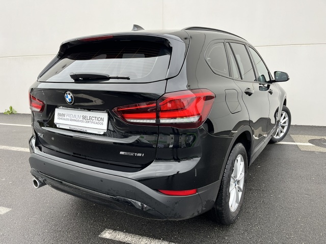 BMW X1 sDrive18i color Negro. Año 2020. 103KW(140CV). Gasolina. En concesionario Novomóvil Oleiros de Coruña