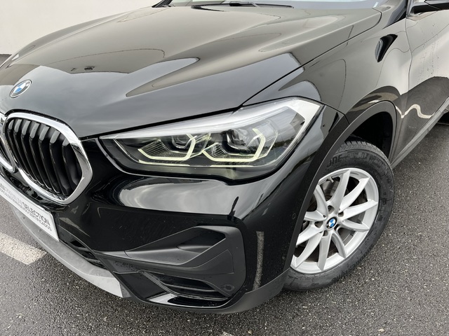 BMW X1 sDrive18i color Negro. Año 2020. 103KW(140CV). Gasolina. En concesionario Novomóvil Oleiros de Coruña