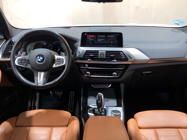 BMW X3 xDrive20i color Blanco. Año 2020. 135KW(184CV). Gasolina. En concesionario Movilnorte El Plantio de Madrid