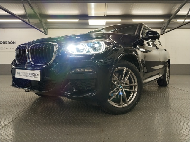 BMW X4 xDrive20d color Negro. Año 2020. 140KW(190CV). Diésel. En concesionario Autoberón de La Rioja