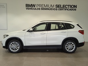 Fotos de BMW X1 sDrive18d color Blanco. Año 2018. 110KW(150CV). Diésel. En concesionario ALBAMOCION CIUDAD REAL  de Ciudad Real