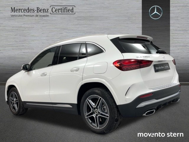 Mercedes-Benz Clase GLA 250 e - 4