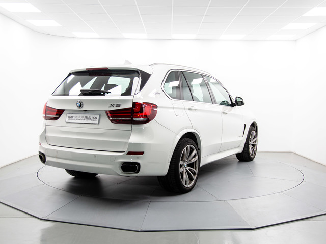 BMW X5 xDrive40e color Blanco. Año 2017. 230KW(313CV). Híbrido Electro/Gasolina. En concesionario Móvil Begar Alicante de Alicante