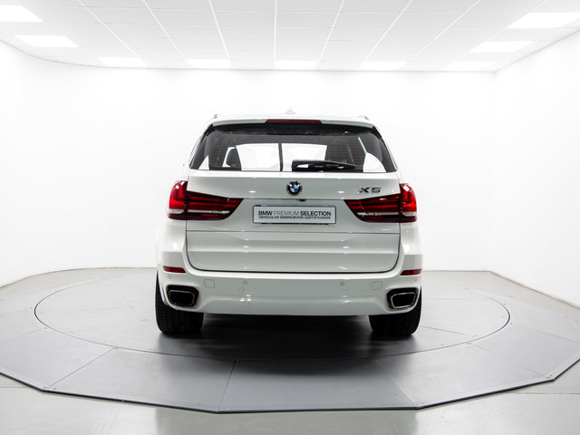 BMW X5 xDrive40e color Blanco. Año 2017. 230KW(313CV). Híbrido Electro/Gasolina. En concesionario Móvil Begar Alicante de Alicante