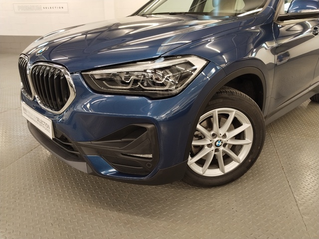 BMW X1 sDrive18d color Azul. Año 2021. 110KW(150CV). Diésel. En concesionario Autoberón de La Rioja