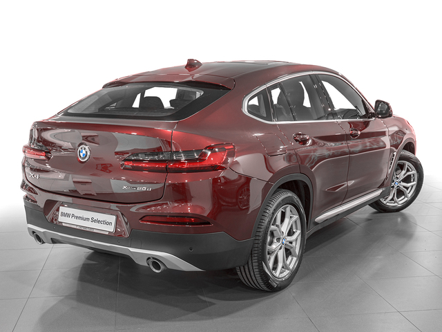 BMW X4 xDrive20d color Rojo. Año 2019. 140KW(190CV). Diésel. En concesionario Caetano Cuzco, Salvatierra de Madrid