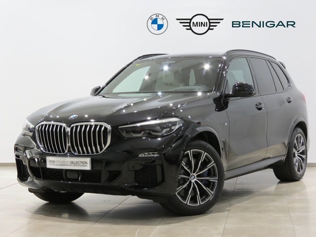 BMW X5 xDrive30d color Negro. Año 2020. 195KW(265CV). Diésel. En concesionario FINESTRAT Automoviles Fersan, S.A. de Alicante