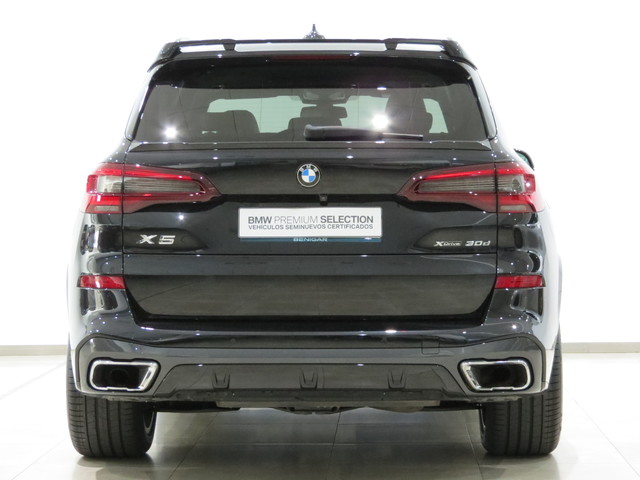 BMW X5 xDrive30d color Negro. Año 2020. 195KW(265CV). Diésel. En concesionario FINESTRAT Automoviles Fersan, S.A. de Alicante