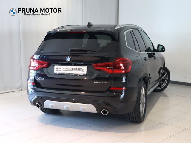 BMW X3 xDrive30e color Negro. Año 2020. 215KW(292CV). Híbrido Electro/Gasolina. En concesionario Pruna Motor de Barcelona