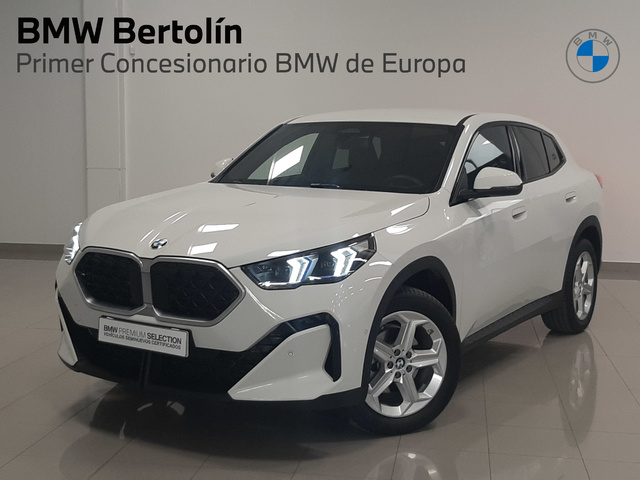 BMW X2 xDrive20d color Blanco. Año 2024. 120KW(163CV). Diésel. En concesionario Automoviles Bertolin S.L. de Valencia