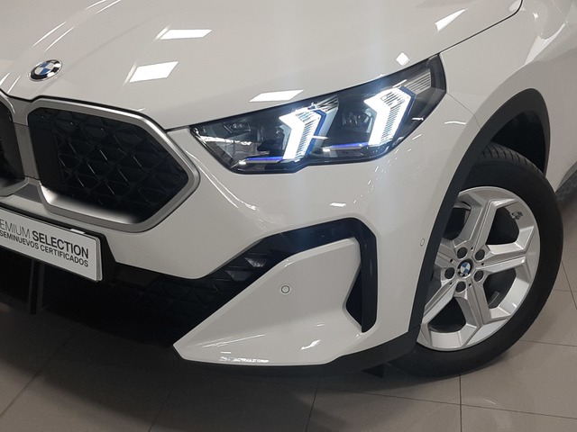 BMW X2 xDrive20d color Blanco. Año 2024. 120KW(163CV). Diésel. En concesionario Automoviles Bertolin S.L. de Valencia