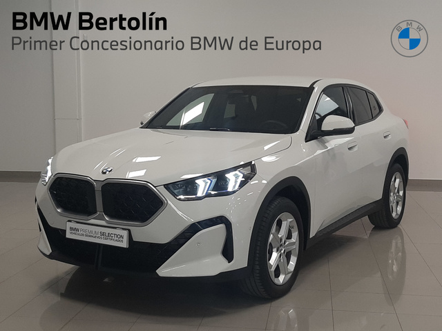 BMW X2 xDrive20d color Blanco. Año 2024. 120KW(163CV). Diésel. En concesionario Automoviles Bertolin S.L. de Valencia