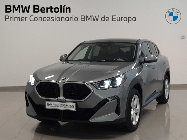 BMW X2 sDrive18d color Gris. Año 2024. 110KW(150CV). Diésel. En concesionario Automoviles Bertolin S.L. de Valencia