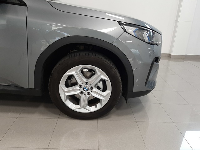 BMW X2 sDrive18d color Gris. Año 2024. 110KW(150CV). Diésel. En concesionario Automoviles Bertolin S.L. de Valencia