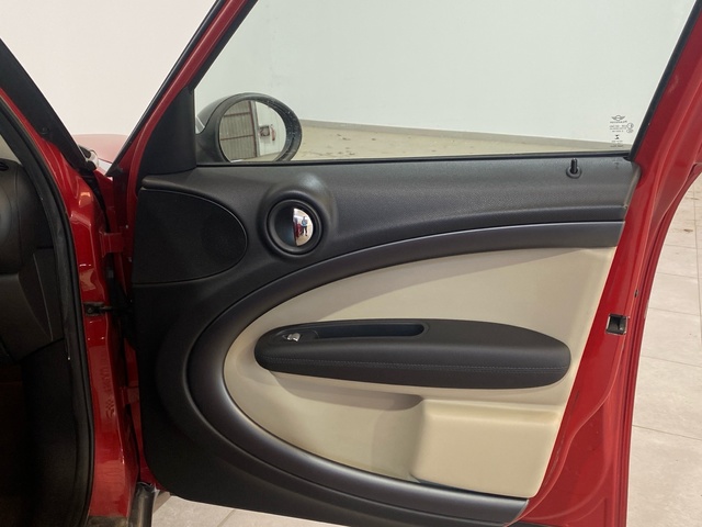 fotoG 14 del MINI MINI Countryman Cooper SD 105 kW (143 CV) 143cv Diésel del 2015 en Burgos